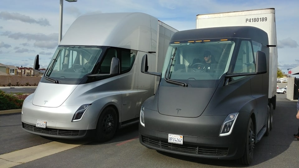 tesla semi-truck